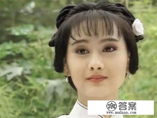 93年的《梅花烙》，认出陈德容，认出金铭，你能认出哪个是王艳吗