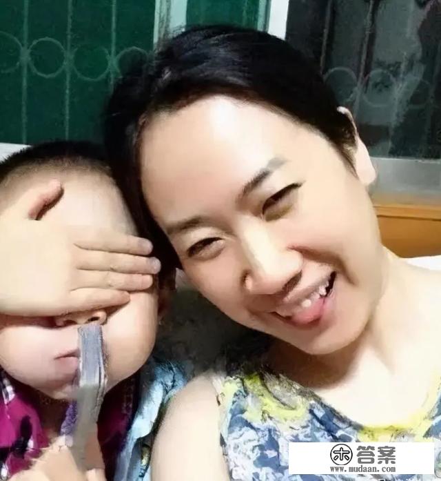 芙蓉姐姐：18年前扮丑出名，未婚生子，如今成为亿万富豪