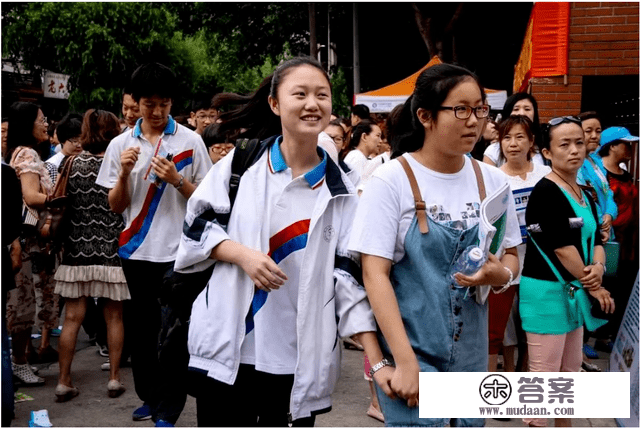 中考“考砸”了有复读的机会吗？官方给出答复，学生家长如释重负