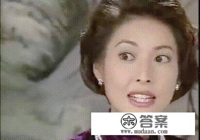 李婉华的美丽中带着明艳，是那种能够夺人眼球的美