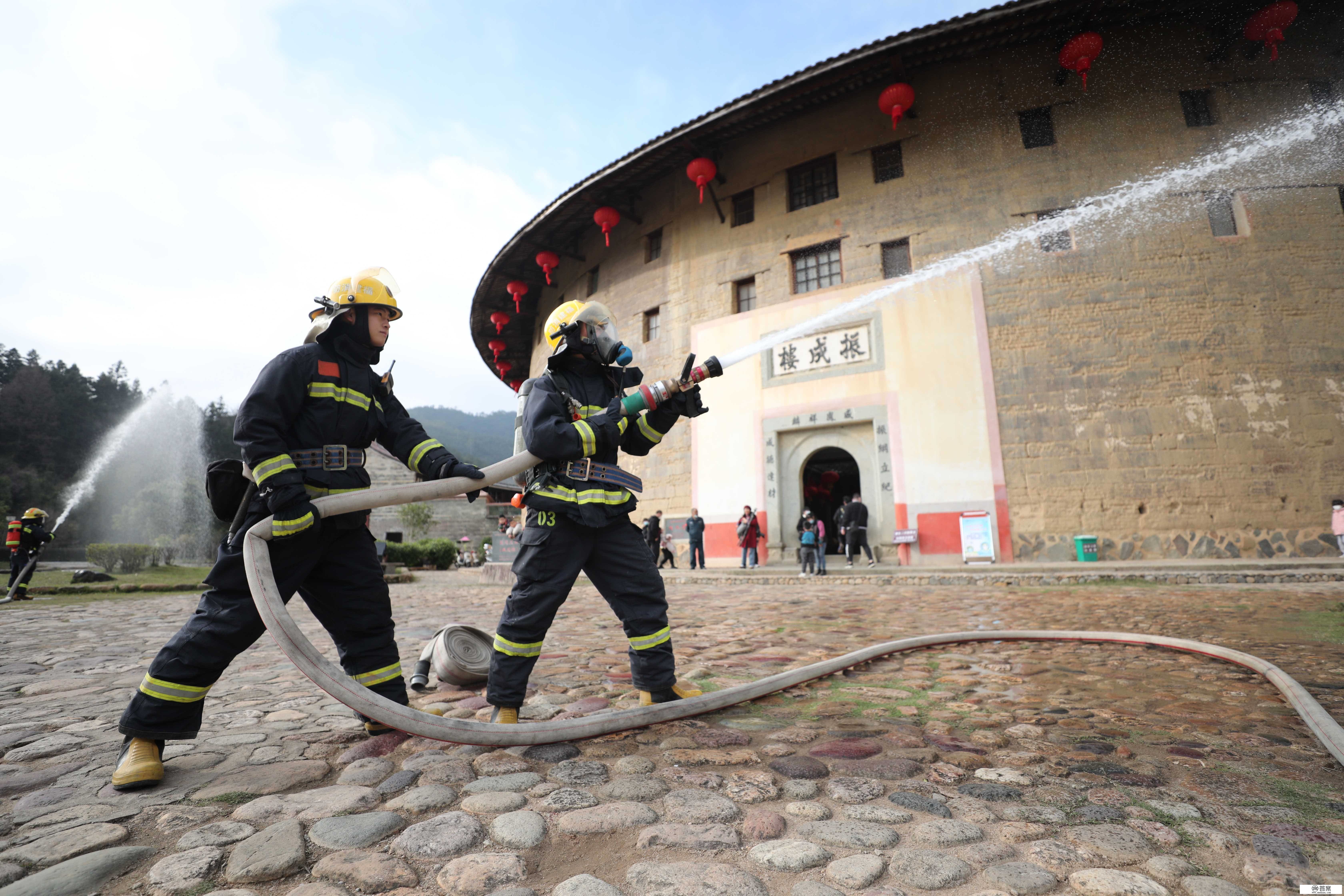 #（社会）福建龙岩：消防练习训练保节日安然