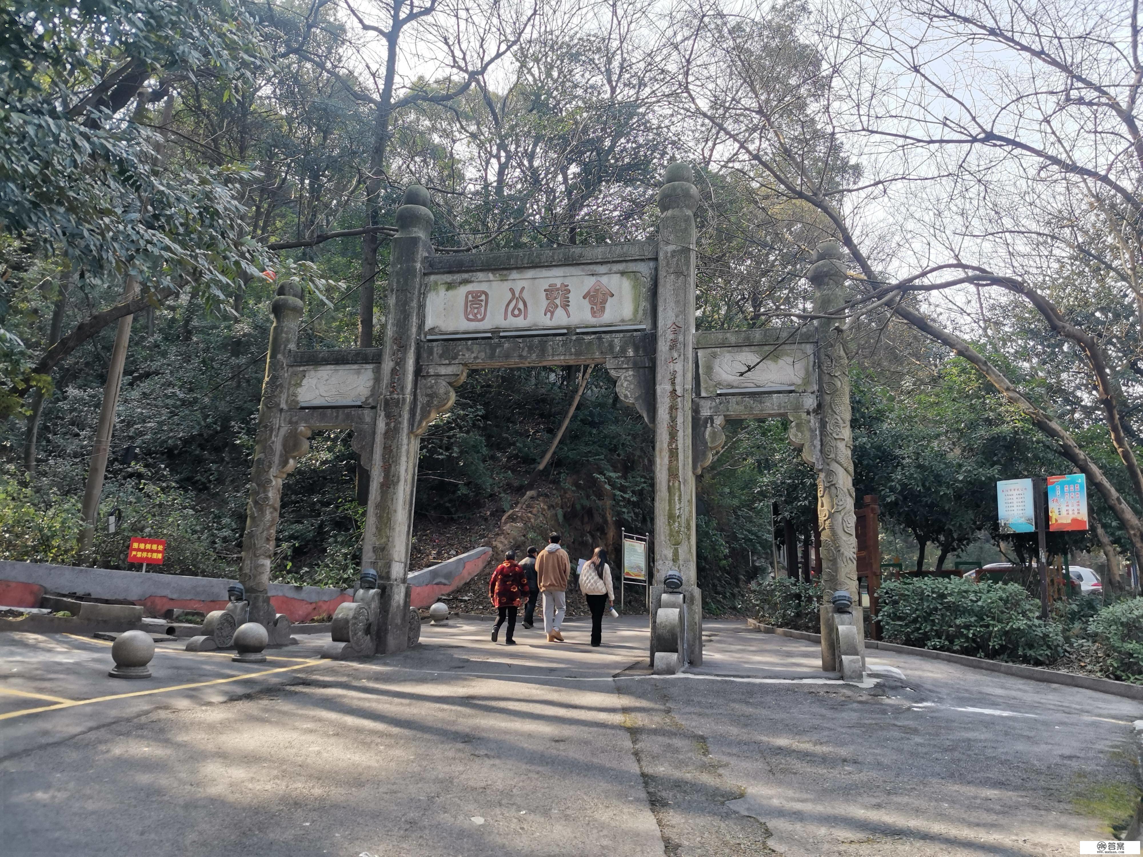 文明旅游成春节“最美光景”