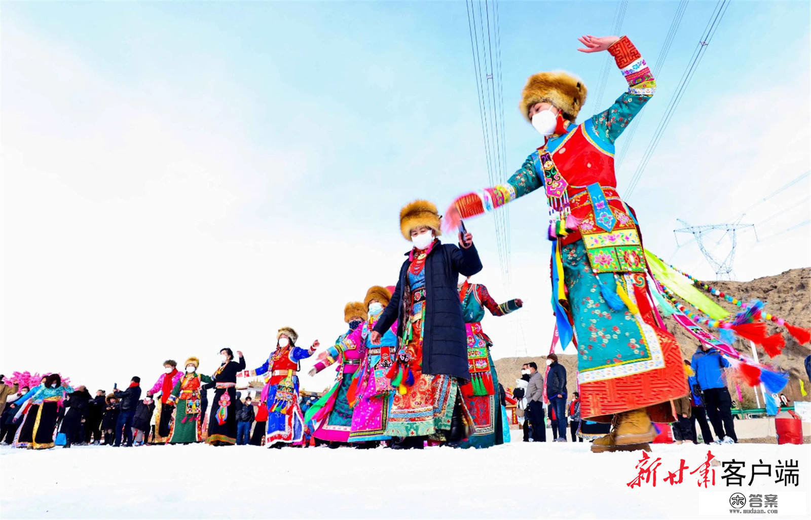 肃南文殊山第四届冰雪旅游文化艺术节启幕