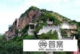 武山洛门高铁站建什么位置？