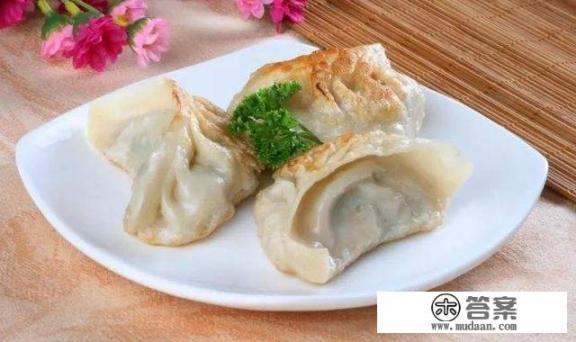 农村俗语说“冬至饺子夏至面”，饺子是谁发明的？不同饺子馅的寓意你知道吗