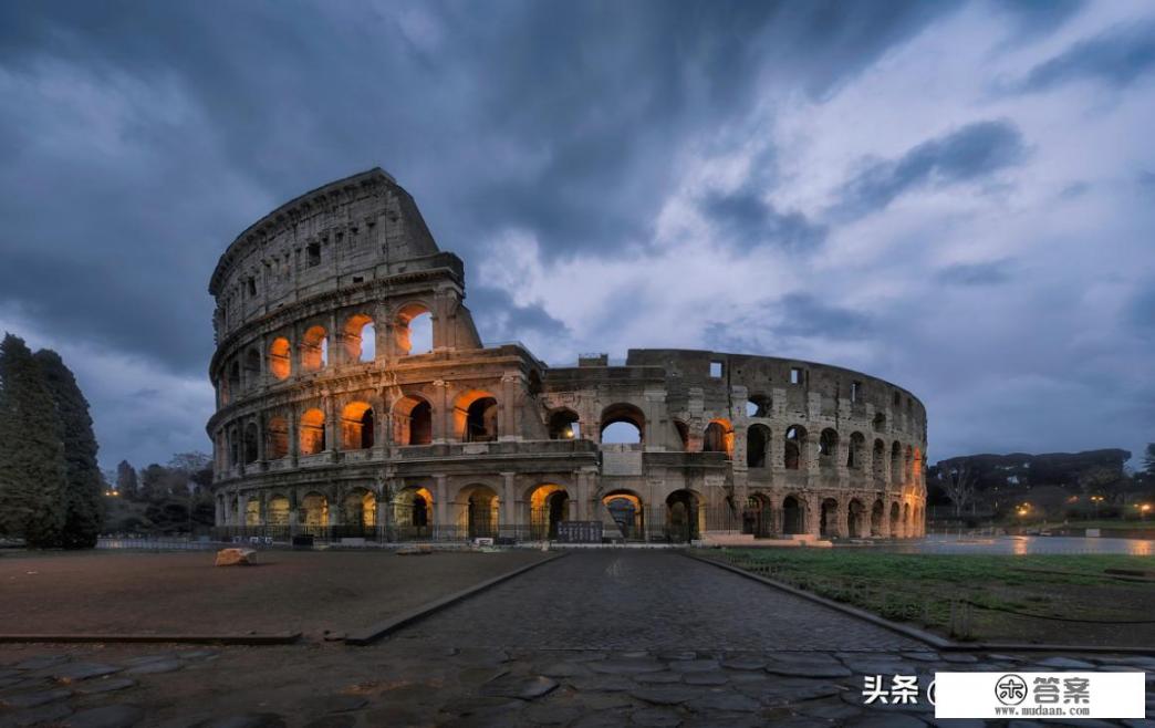 两个人去欧洲旅游半个月，需要花多少钱？要注意什么