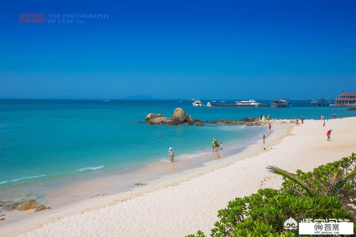 想去有海的地方旅游，哪个地方好玩一点