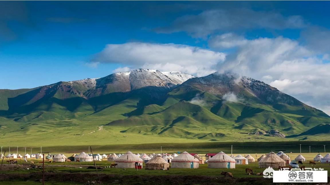 春夏秋冬，各有特色风景，请问各个季节适合哪个地方游玩