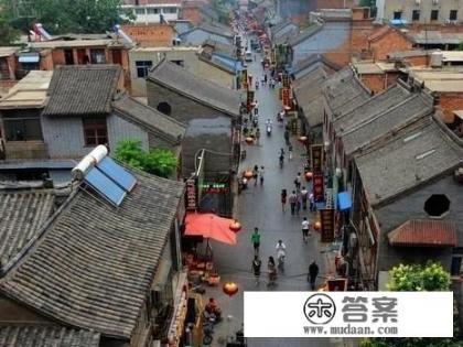 疫情结束想带老妈（63了）去旅游，能否推荐几个适合老人去的城市