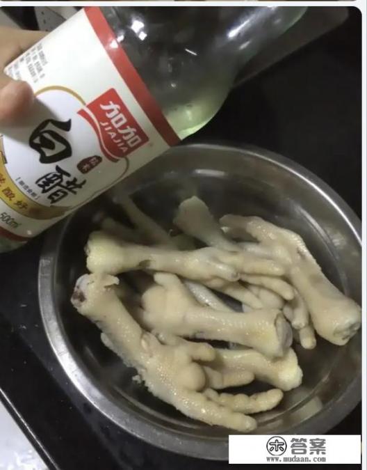 买回来的鸡爪很小是不是有问题的鸡_鸡爪膨胀最有效的方法