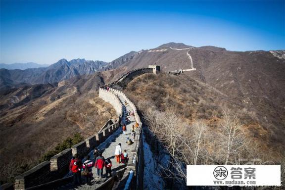 北京周边有哪些适合自驾游的地方_五一劳动节，去北京旅游好还是去成都旅游好