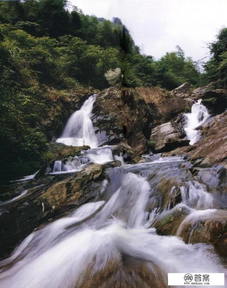 邵阳的白水洞风景区在邵阳的哪里，适不适合去观光旅游_邵阳机场为什么设计在那么远的武冈县，高铁站在那么远的新邵县