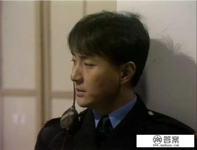 你经历过最毁三观的事情是什么_哪些影视剧的剧情尺度简直震碎你三观