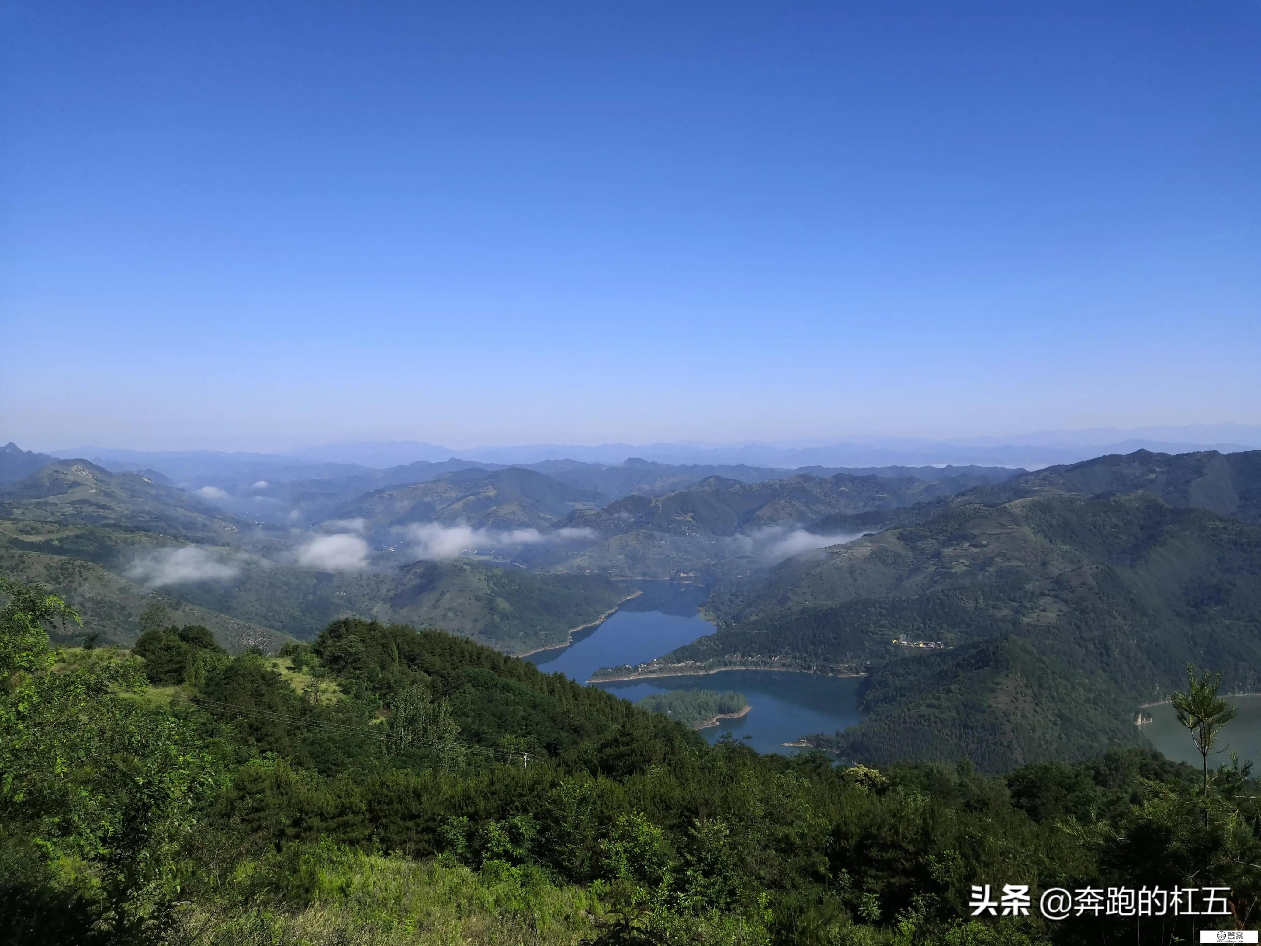 旅游是开车自驾好还是坐火车好？能否从各个方面解答一下_出疆旅游