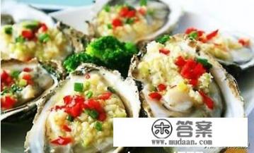 有哪些海鲜美食菜品，以及详细做法是什么_夜宵海鲜大餐哪一道是你最爱