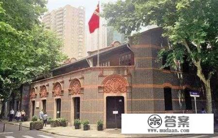 来上海玩，着名的旅游景点都有哪些_上海旅游产品