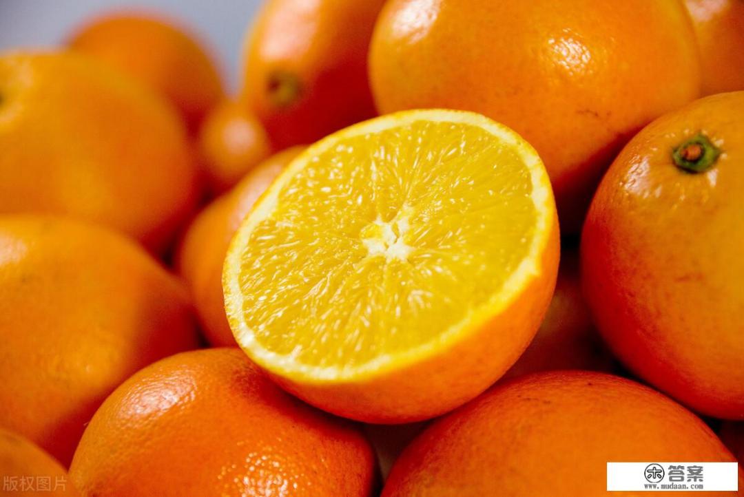 孕妇吃橙子对胎儿好吗_孕期可以吃橙子吗？会让胎儿的皮肤变黄吗