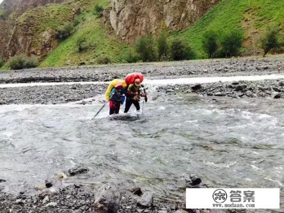 你还记得和对象的第一次旅游吗？是什么样子的