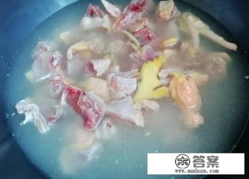 红烧鸡肉土豆的做法