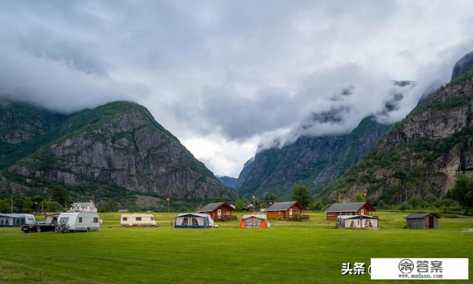 特别喜欢旅行，想买个房车寒暑假带着父母或孩子去旅行，平时出租可行吗