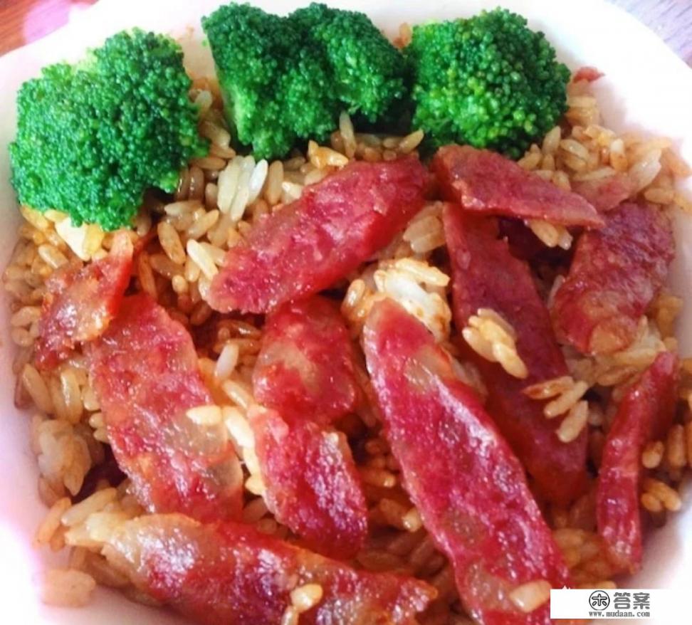 电饭煲如何做煲仔饭