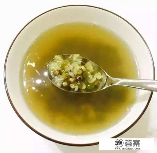 一碗绿豆汤清凉解暑，喝绿豆汤有禁忌吗？