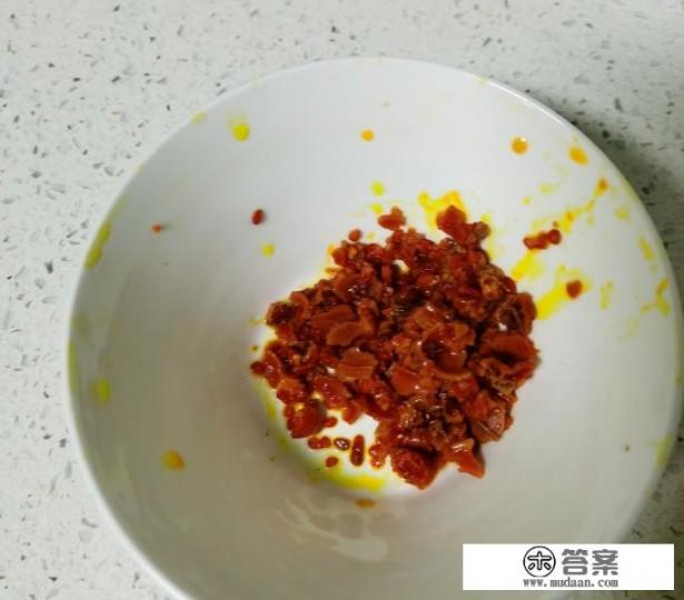 用粗盐而不用盐焗鸡粉怎么用盐焗鸡？