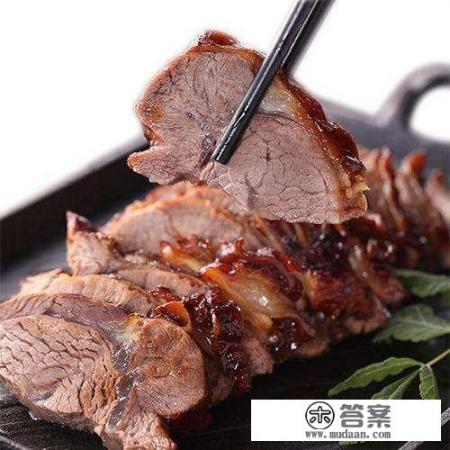 大块生牛肉在沸水中煮几分钟彻底熟透？