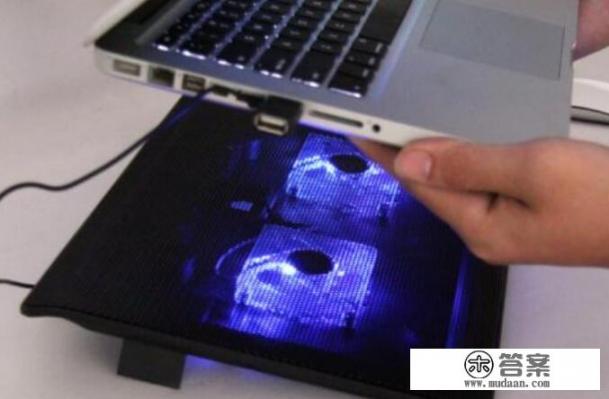 为什么拯救者不插电也不会锁帧？