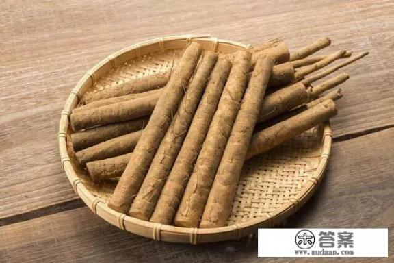 牛蒡是什么?蒡的读音? 牛蒡是什么?蒡的读音?