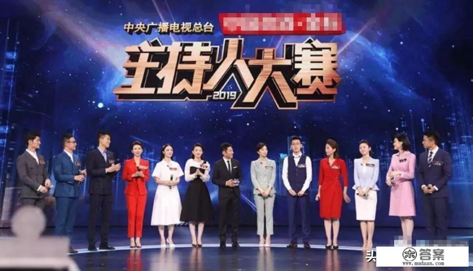 主角叫张潇的娱乐小说？