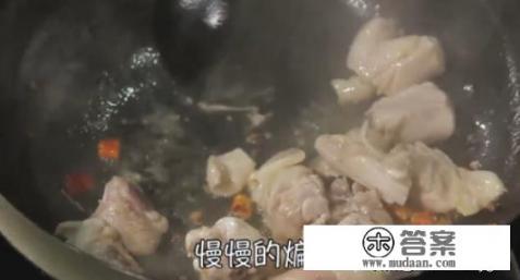 土豆怎么做好吃，鸡腿炖土豆的家常做法？