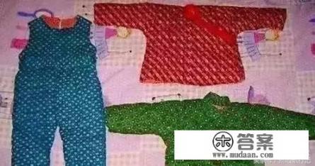 农民几十年的老衣服舍不得扔又占地方，留着有什么用？