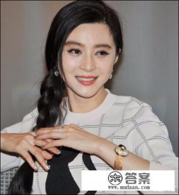 现实中真的有小说中描写的那种美得出尘的美人吗？