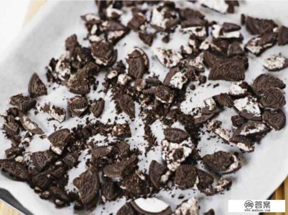 甜品里做巧克力糖果怎么做好吃? 甜品里做巧克力糖果怎么做好吃?