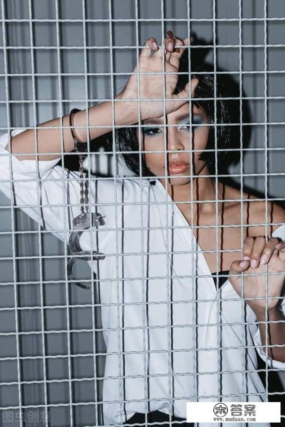 贷款和信用卡全面逾期了。现在一分也还不上了。会坐牢吗？