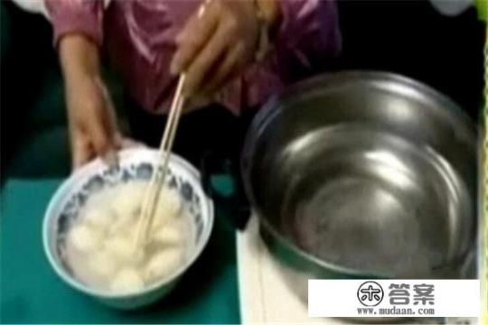 煮速冻饺子不破的好方法？