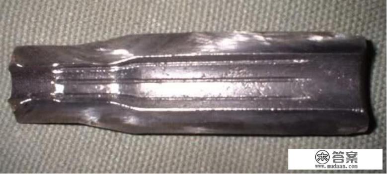 半自动狙击步枪如果像栓动枪那样增加一档手动开拴功能,能否取得同样的精度? 半自动狙击步枪如果像栓动枪那样增加一档手动开拴功能,能否取得同样的精度?