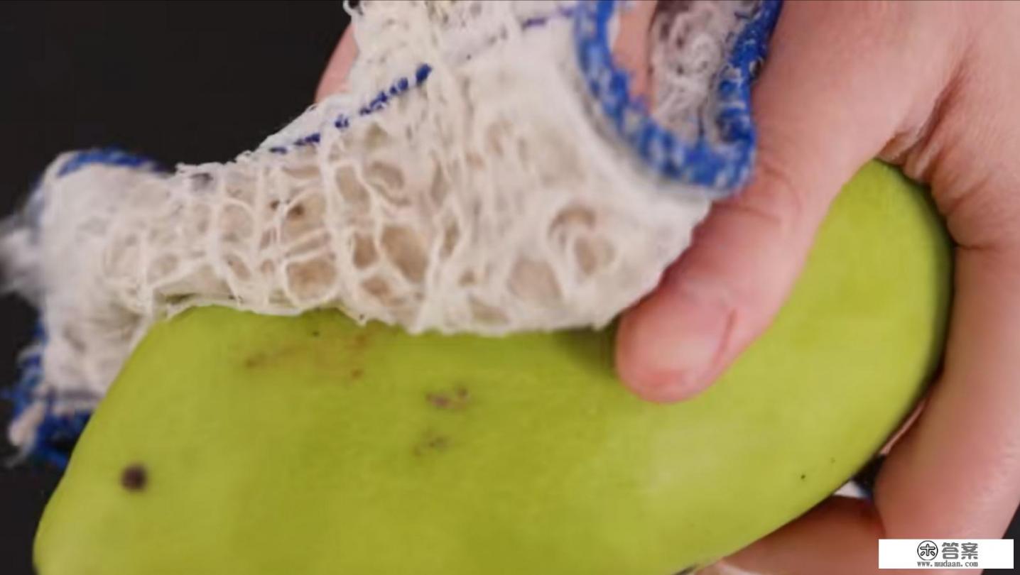 芒果催熟最简单的方法? 芒果催熟最简单的方法?