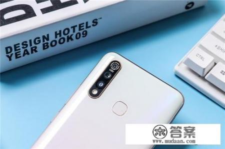 vivo z5x什么时候上市的？