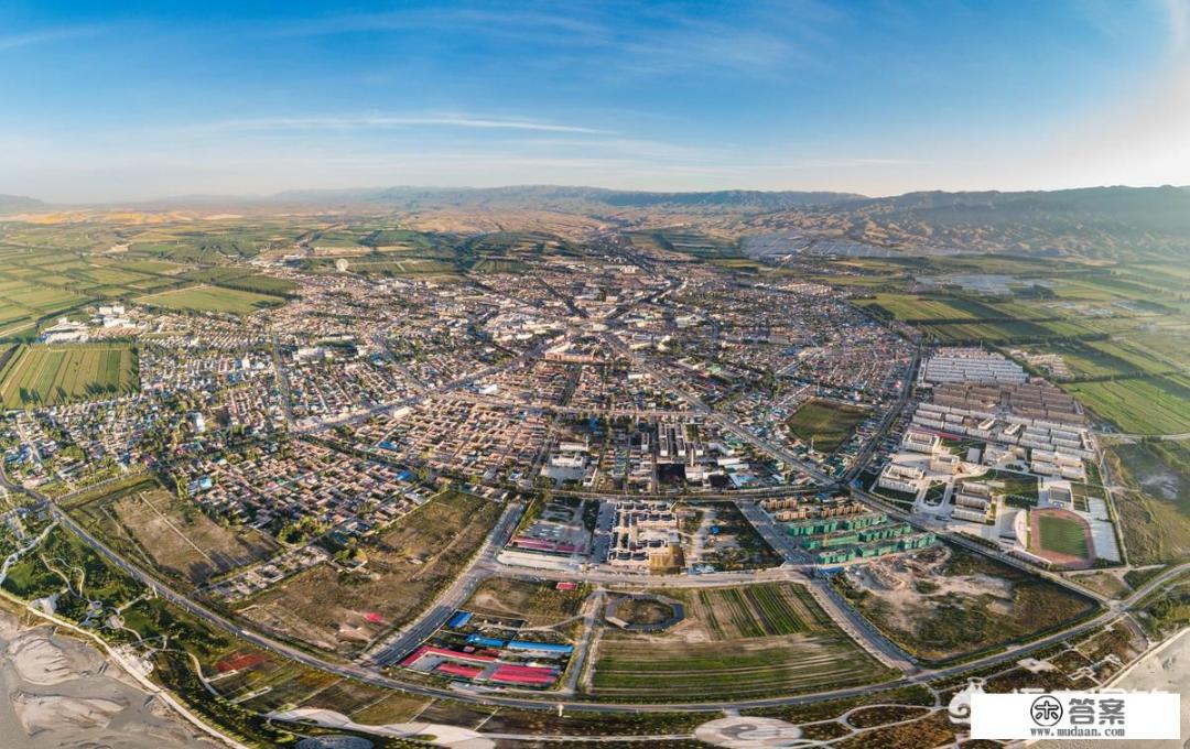 新疆特克斯城，没有红绿灯，却从不堵车，这是为什么？