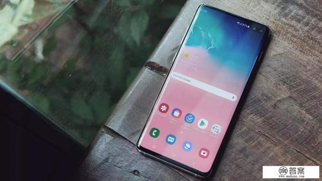 国行在保半年三星S10+ 8+512现在3350元入手值不？