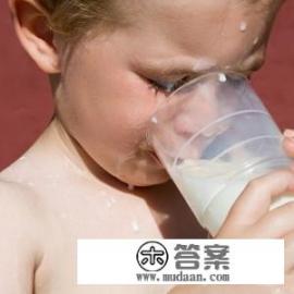 牛奶喝多了真的致癌吗? 牛奶喝多了真的致癌吗?
