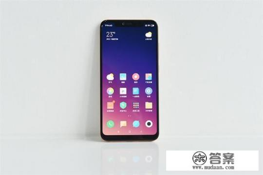 小米发布的小米8性价比高吗，值得买吗？