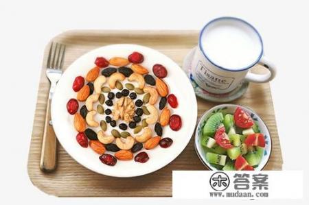 高血糖患者，一般吃什么早餐好？