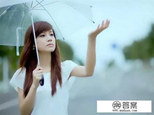 一个人失忆前爱上一个人，失忆后又爱上了一个人，那么他恢复记忆后最终会怎么选择？