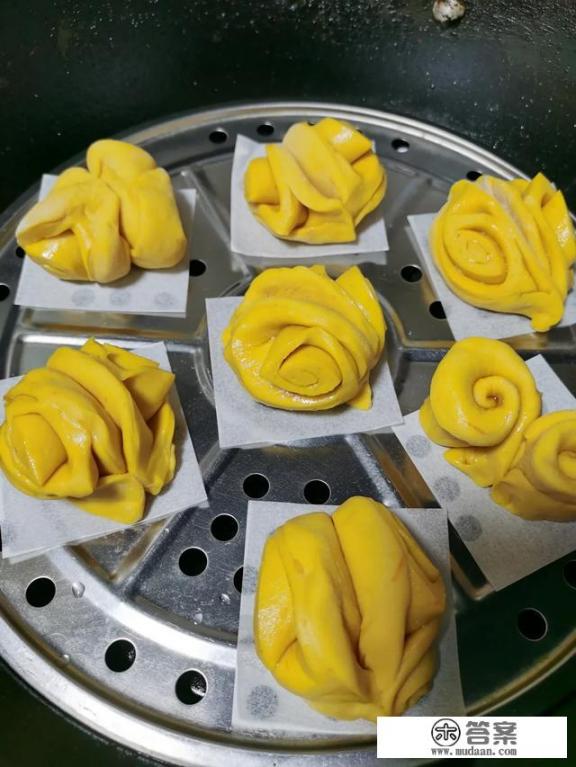 花样南瓜馒头的做法? 花样南瓜馒头的做法?