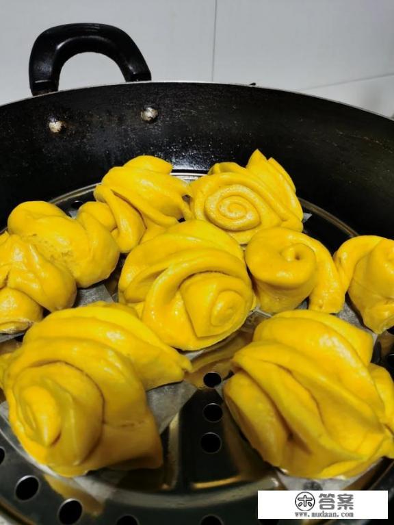 花样南瓜馒头的做法? 花样南瓜馒头的做法?