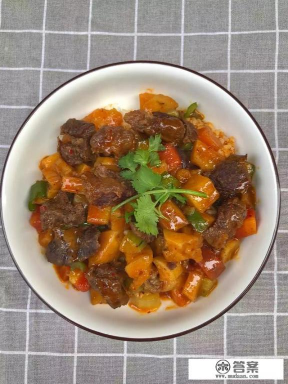 想开个面馆要多少钱啊?家里最多只给10万启动资金，够不够？