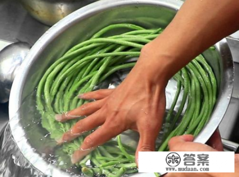 腌制豆角咸菜家常做法? 腌制豆角咸菜家常做法?